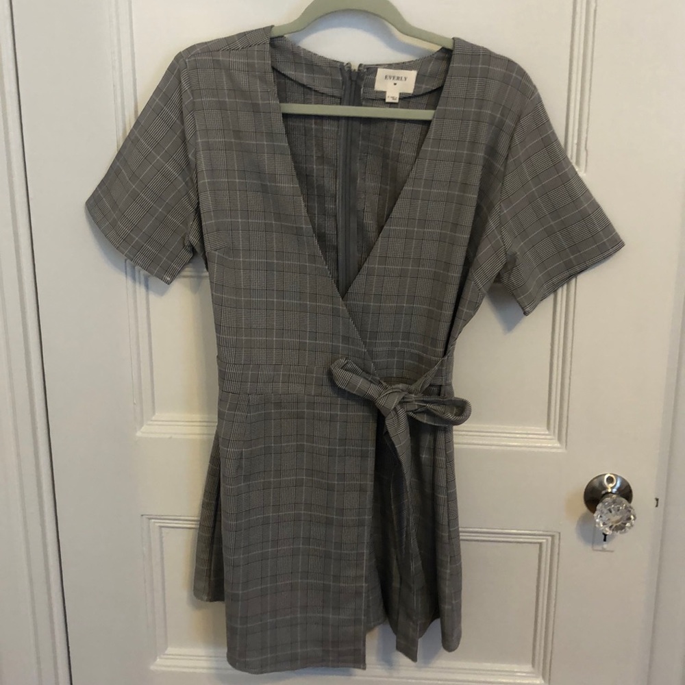 Everly Romper size medium